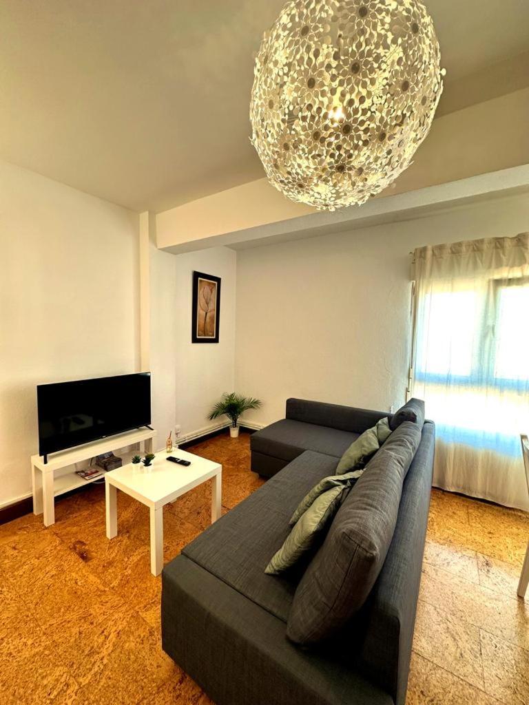 Apartamento Soleado Para 8 Personas En Santona Ngoại thất bức ảnh
